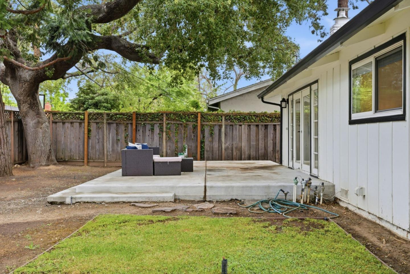 Detail Gallery Image 38 of 44 For 1193 Redoaks Dr, San Jose,  CA 95128 - 3 Beds | 2 Baths