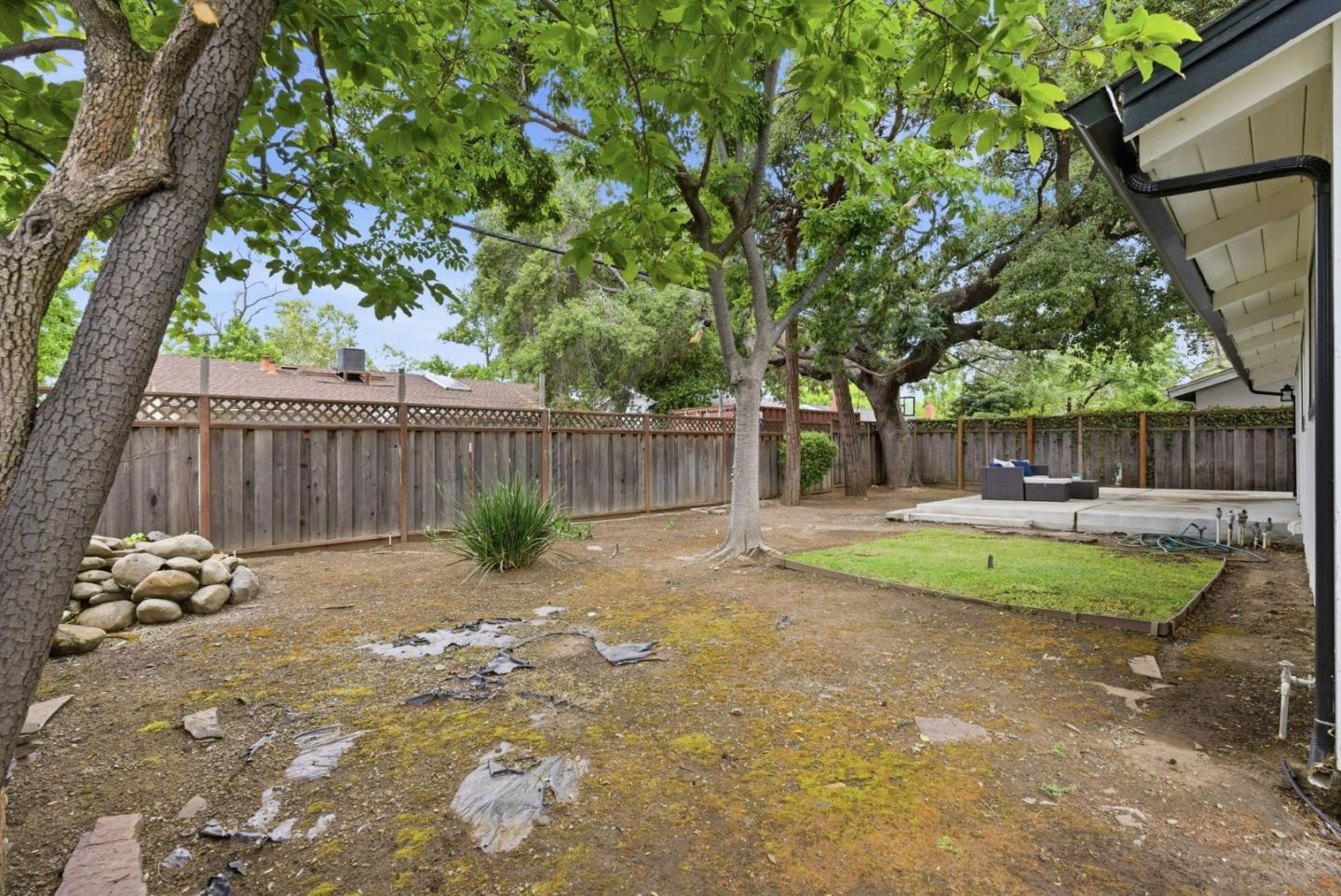 Detail Gallery Image 39 of 44 For 1193 Redoaks Dr, San Jose,  CA 95128 - 3 Beds | 2 Baths