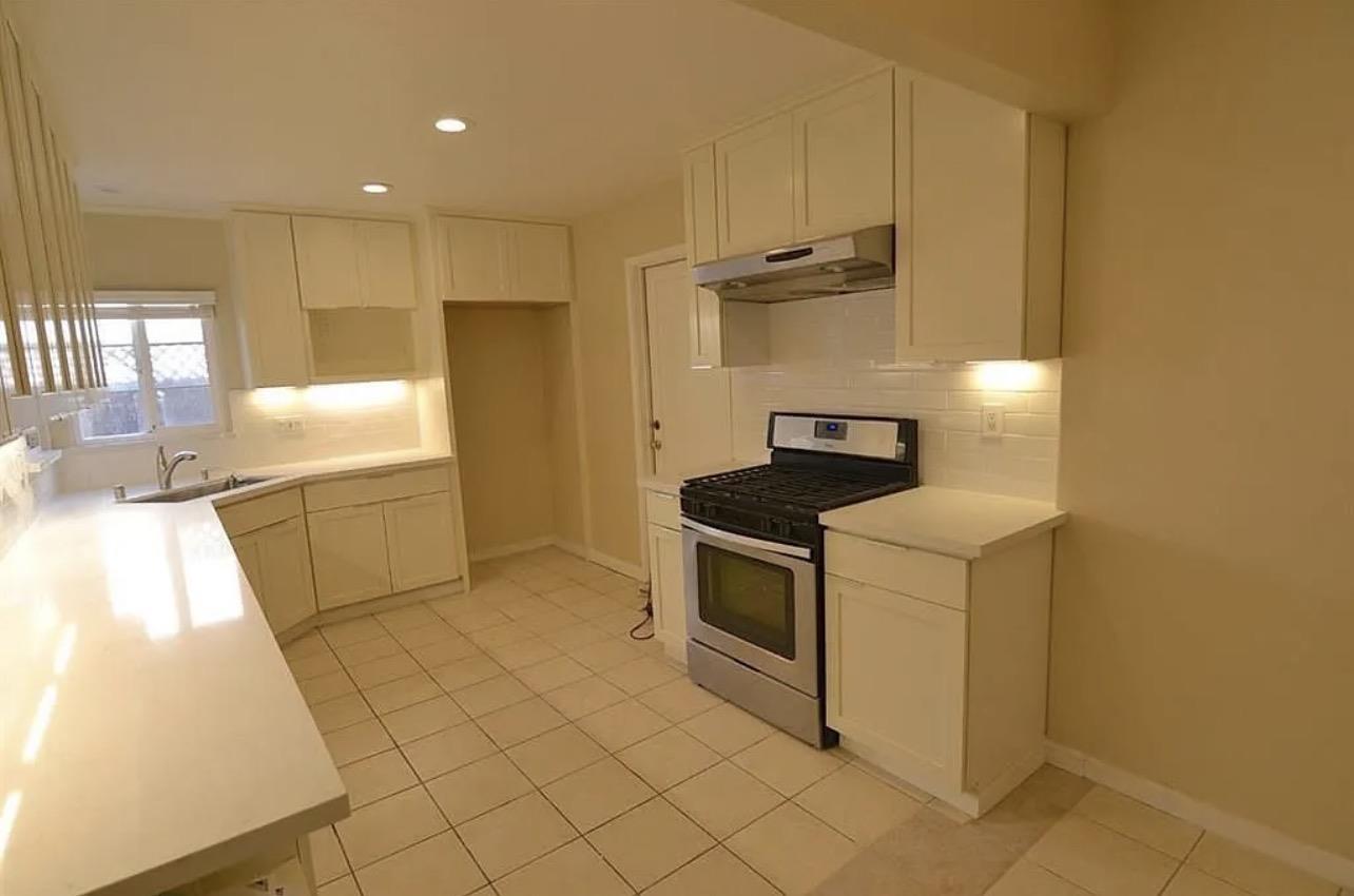 Detail Gallery Image 3 of 11 For 273 Staples Ave, San Jose,  CA 95127 - 5 Beds | 3 Baths