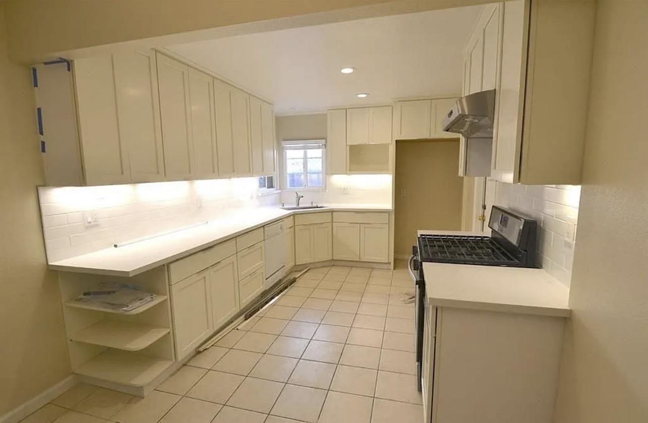 Detail Gallery Image 4 of 11 For 273 Staples Ave, San Jose,  CA 95127 - 5 Beds | 3 Baths