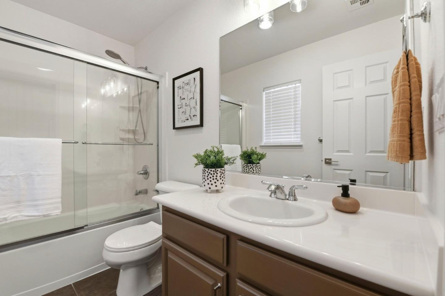 Detail Gallery Image 28 of 46 For 2970 Larciano St, San Jose,  CA 95136 - 3 Beds | 3/1 Baths