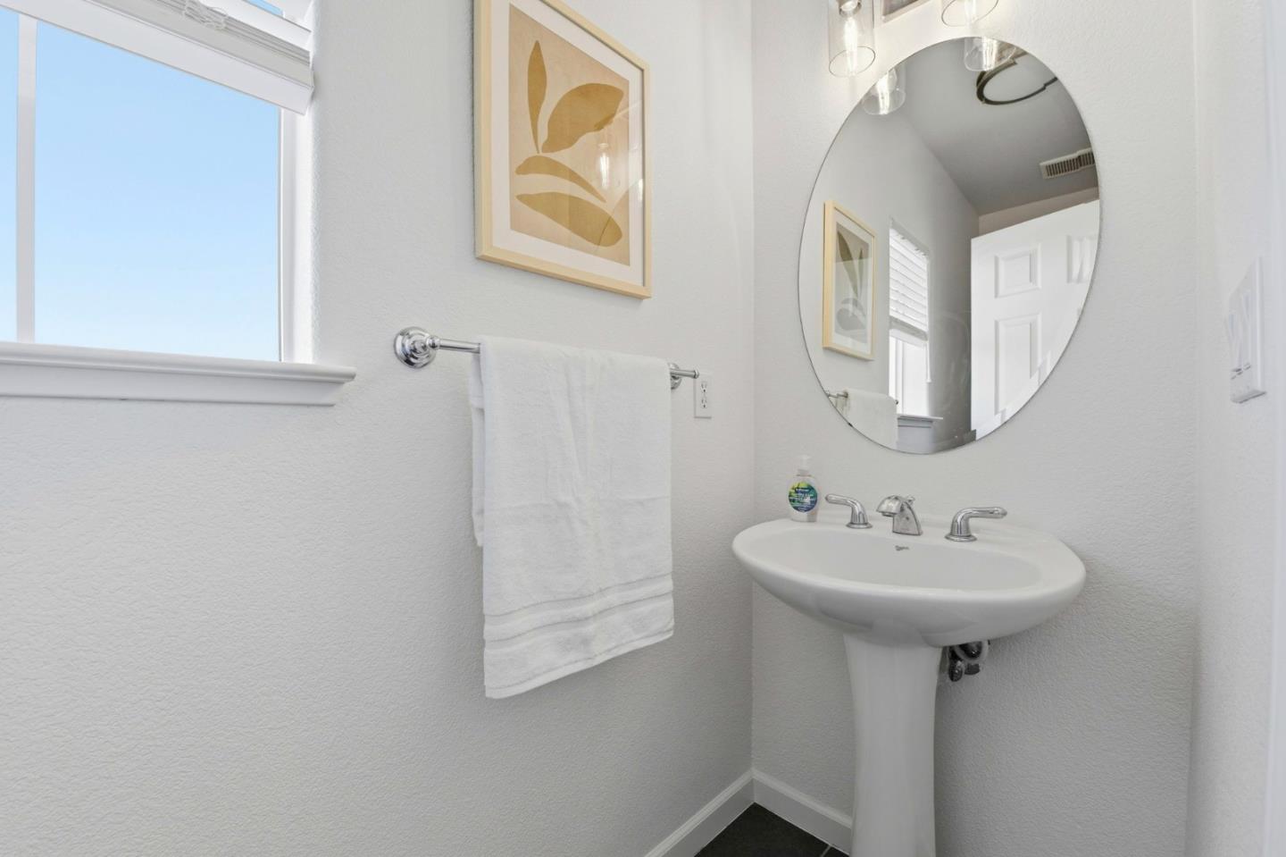 Detail Gallery Image 29 of 46 For 2970 Larciano St, San Jose,  CA 95136 - 3 Beds | 3/1 Baths