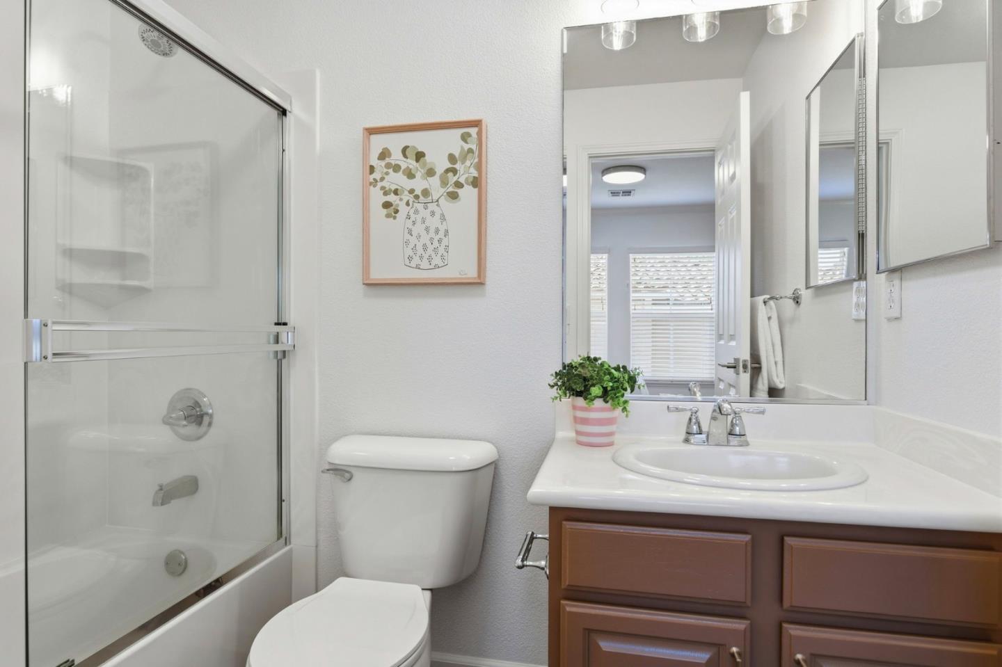 Detail Gallery Image 32 of 46 For 2970 Larciano St, San Jose,  CA 95136 - 3 Beds | 3/1 Baths