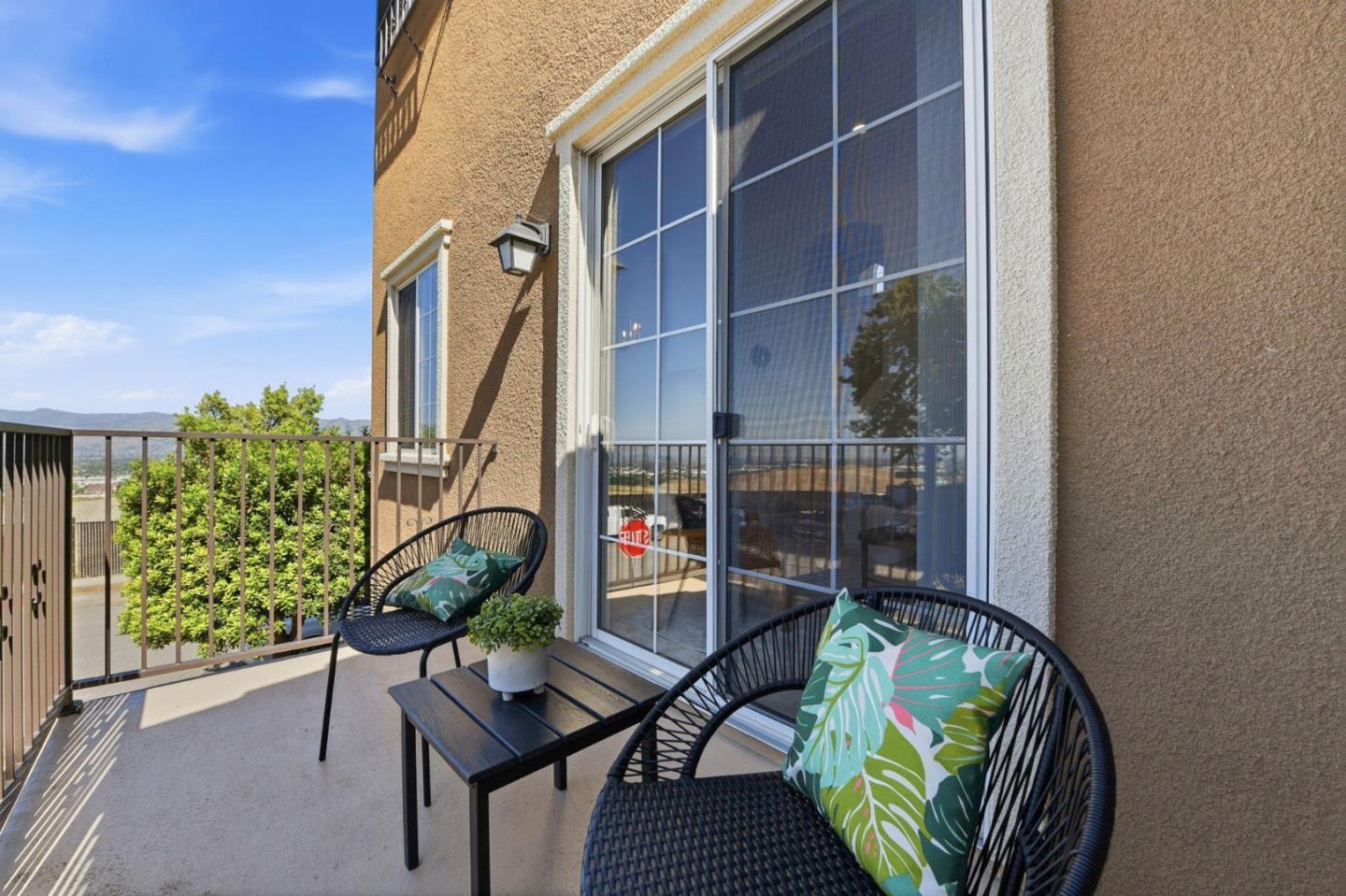 Detail Gallery Image 38 of 46 For 2970 Larciano St, San Jose,  CA 95136 - 3 Beds | 3/1 Baths