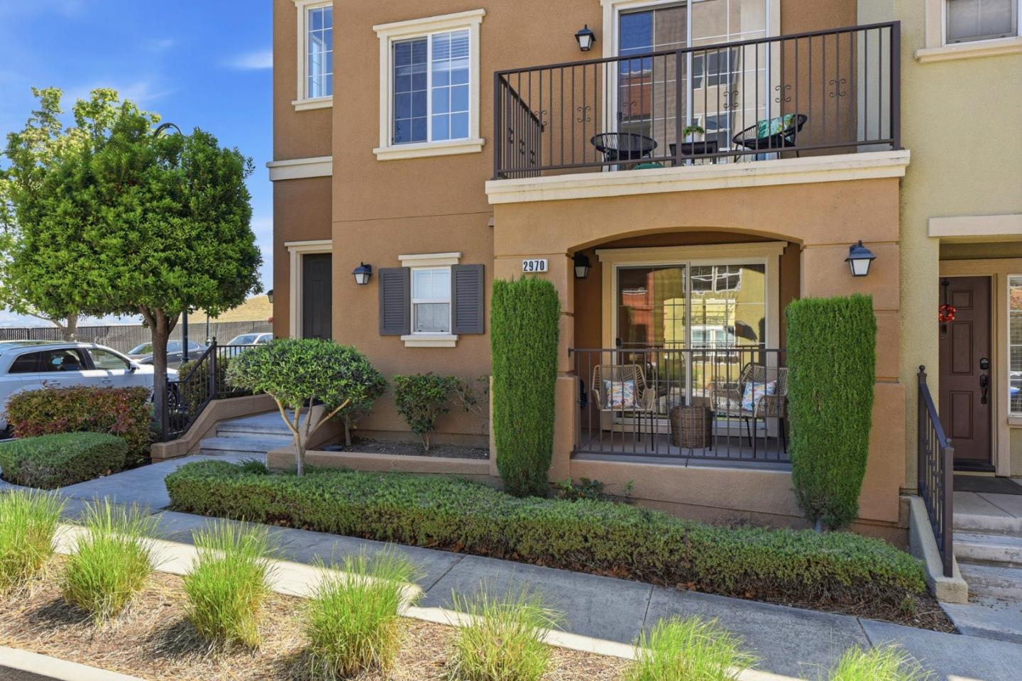 Detail Gallery Image 4 of 46 For 2970 Larciano St, San Jose,  CA 95136 - 3 Beds | 3/1 Baths