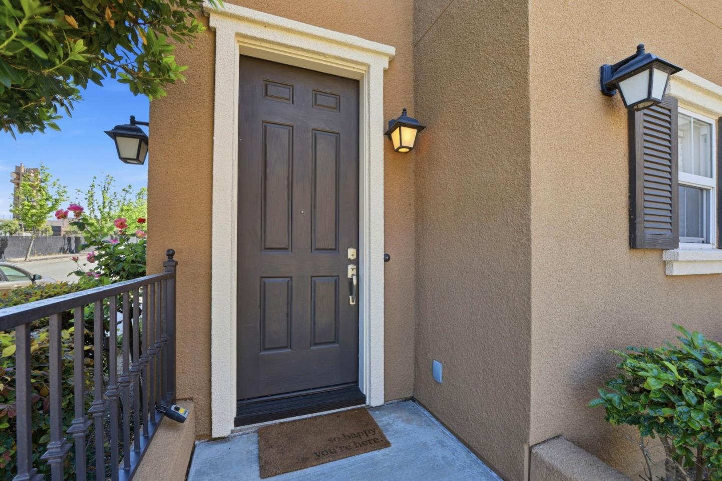 Detail Gallery Image 5 of 46 For 2970 Larciano St, San Jose,  CA 95136 - 3 Beds | 3/1 Baths