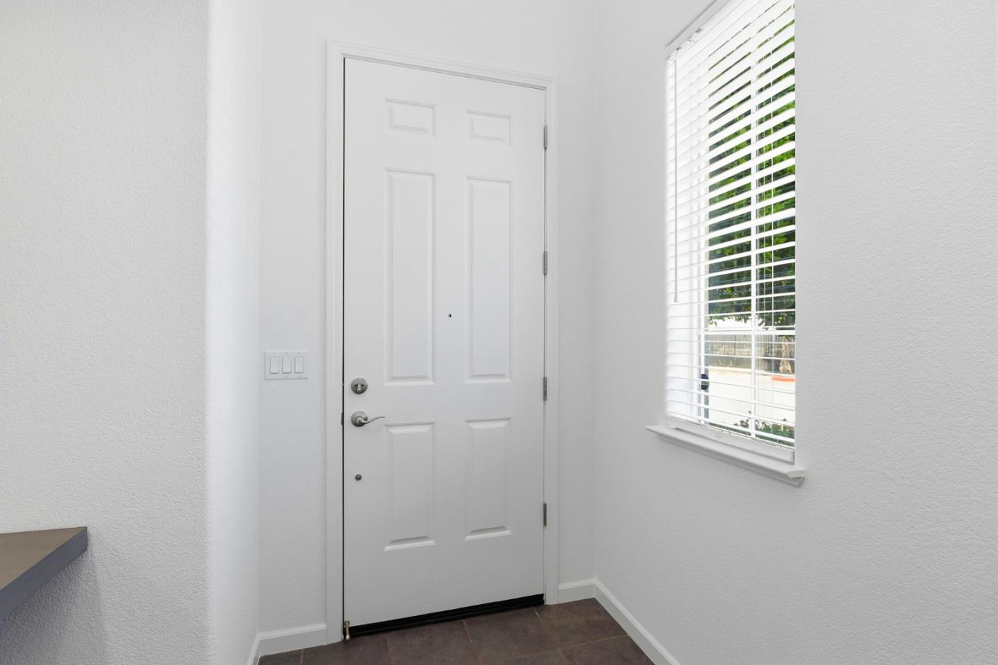 Detail Gallery Image 6 of 46 For 2970 Larciano St, San Jose,  CA 95136 - 3 Beds | 3/1 Baths