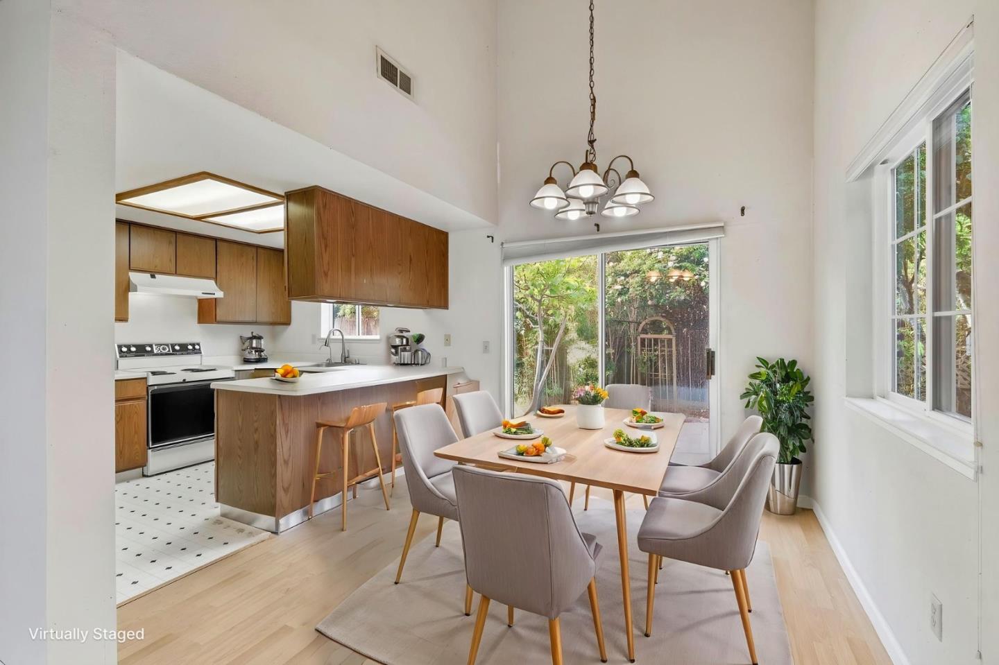 Detail Gallery Image 16 of 36 For 1621 Schooner Ct, Santa Cruz,  CA 95062 - 3 Beds | 2 Baths