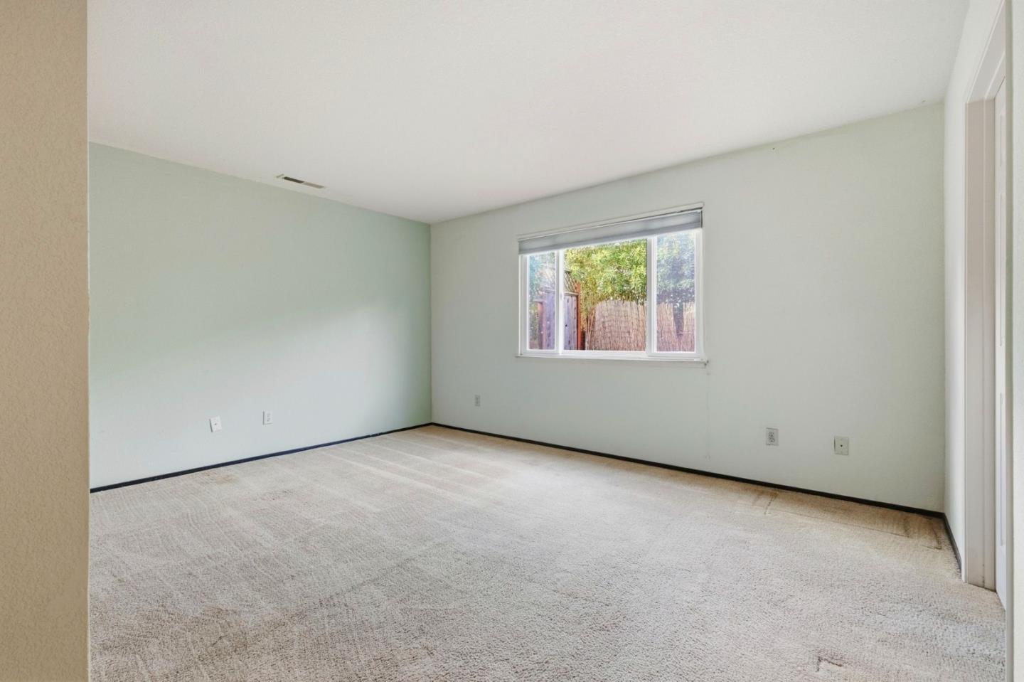 Detail Gallery Image 19 of 36 For 1621 Schooner Ct, Santa Cruz,  CA 95062 - 3 Beds | 2 Baths