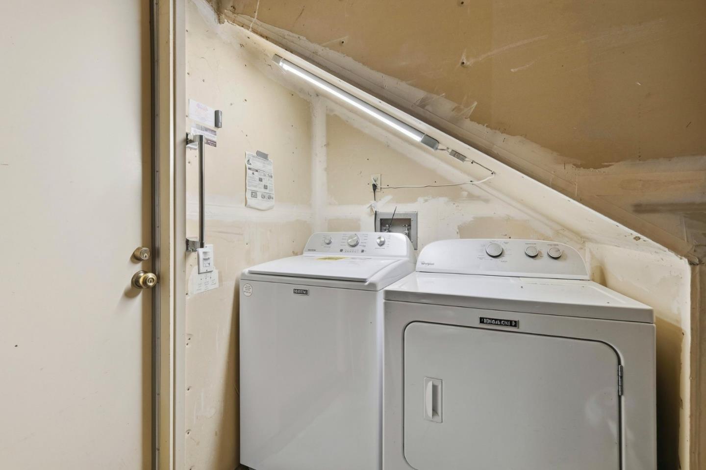 Detail Gallery Image 33 of 36 For 1621 Schooner Ct, Santa Cruz,  CA 95062 - 3 Beds | 2 Baths