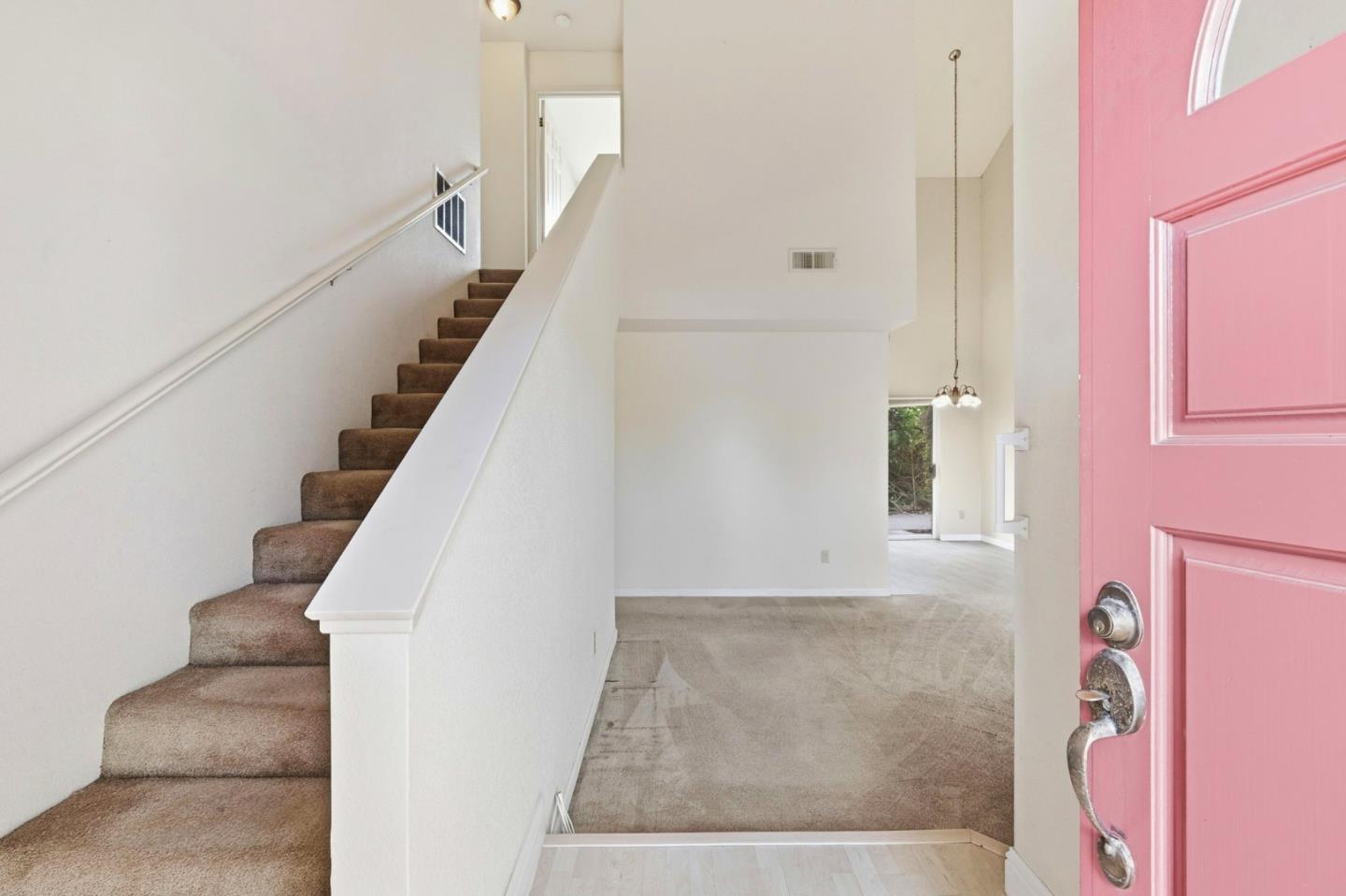 Detail Gallery Image 5 of 36 For 1621 Schooner Ct, Santa Cruz,  CA 95062 - 3 Beds | 2 Baths