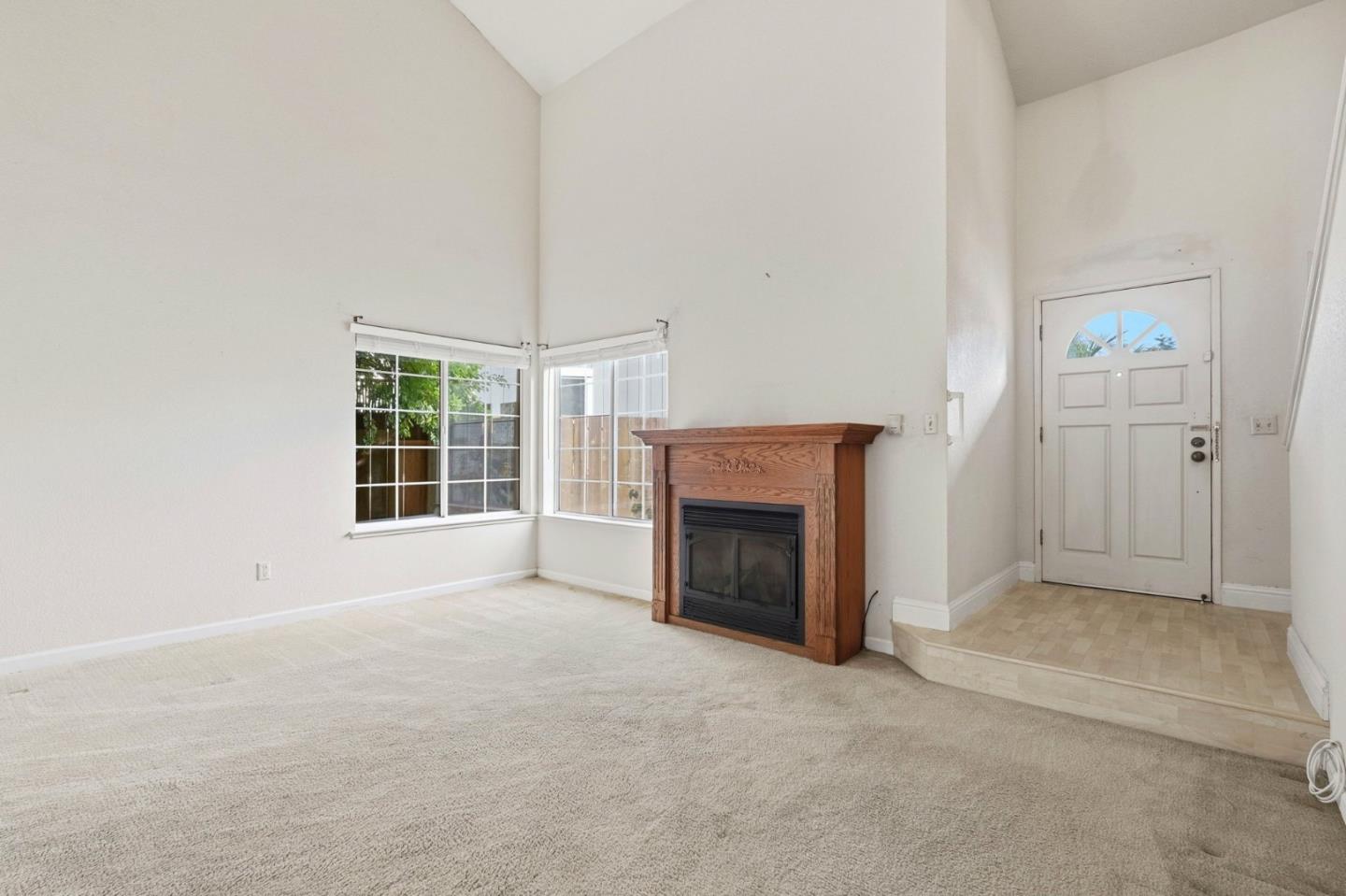 Detail Gallery Image 7 of 36 For 1621 Schooner Ct, Santa Cruz,  CA 95062 - 3 Beds | 2 Baths