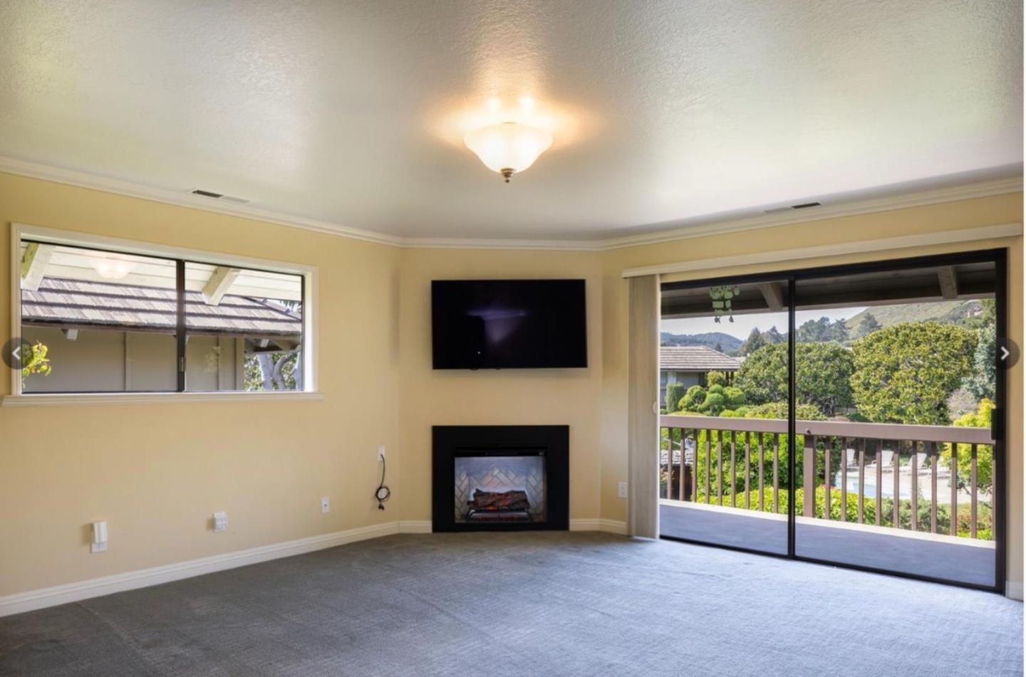 Detail Gallery Image 3 of 13 For 9500 Center St #57,  Carmel,  CA 93923 - 1 Beds | 1 Baths
