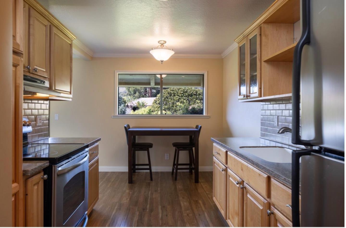 Detail Gallery Image 5 of 13 For 9500 Center St #57,  Carmel,  CA 93923 - 1 Beds | 1 Baths