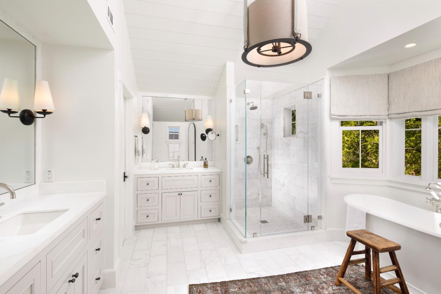 Detail Gallery Image 13 of 26 For 180 Romero Rd, Woodside,  CA 94062 - 5 Beds | 5/1 Baths