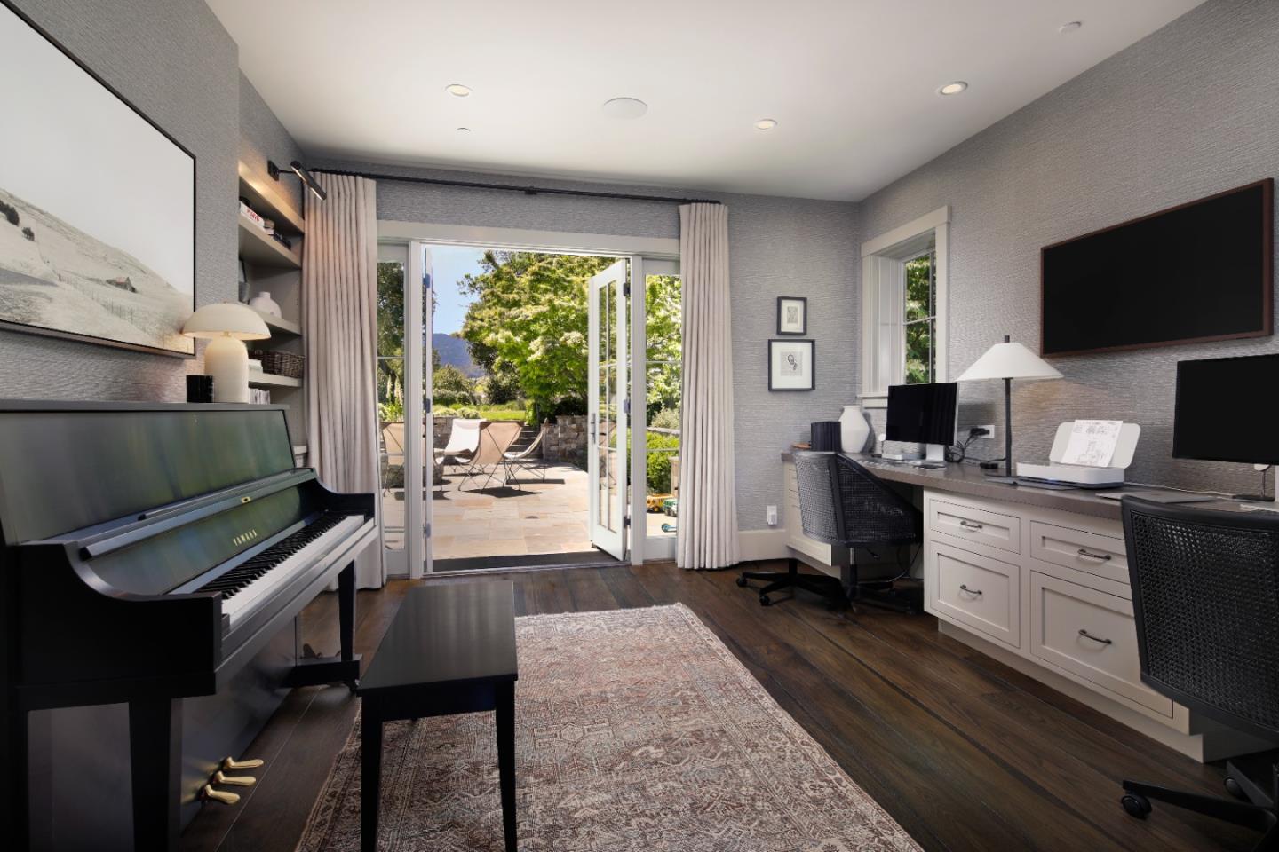 Detail Gallery Image 14 of 26 For 180 Romero Rd, Woodside,  CA 94062 - 5 Beds | 5/1 Baths