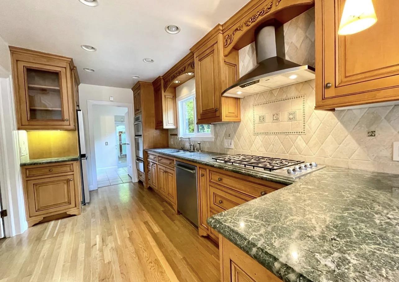 Detail Gallery Image 13 of 40 For 1127 Clark Way, San Jose,  CA 95125 - 3 Beds | 1/1 Baths