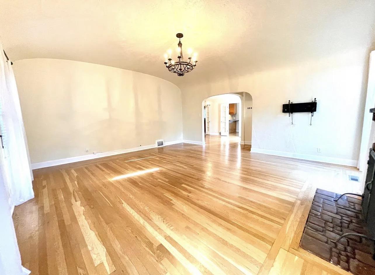 Detail Gallery Image 7 of 40 For 1127 Clark Way, San Jose,  CA 95125 - 3 Beds | 1/1 Baths