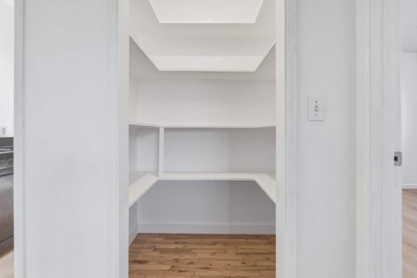 Detail Gallery Image 18 of 24 For 1048 Hamilton Ave, Seaside,  CA 93955 - 3 Beds | 1 Baths