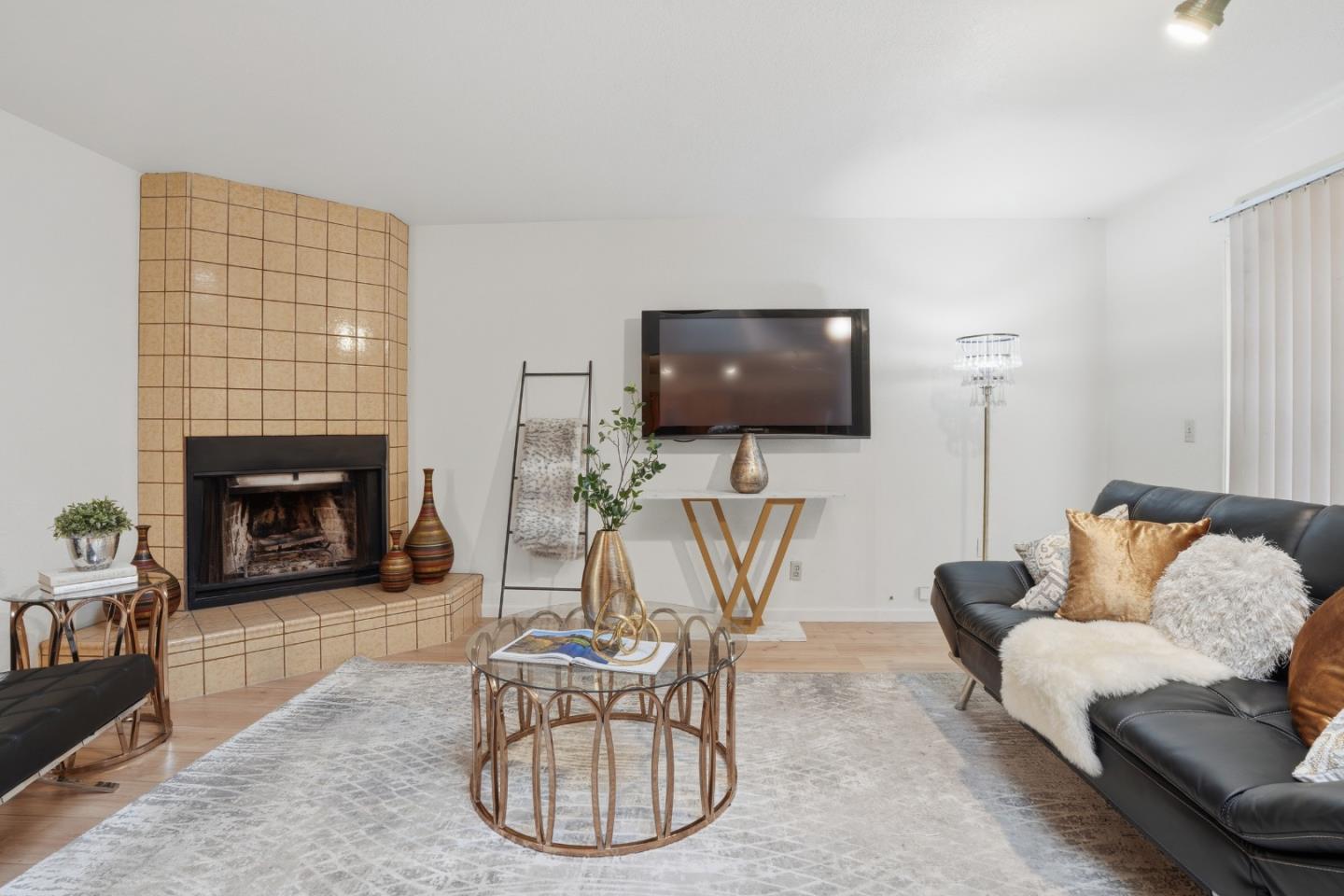 Detail Gallery Image 23 of 58 For 828 Weeks St, East Palo Alto,  CA 94303 - 3 Beds | 2 Baths