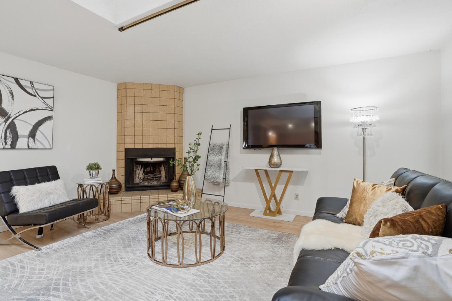 Detail Gallery Image 24 of 58 For 828 Weeks St, East Palo Alto,  CA 94303 - 3 Beds | 2 Baths