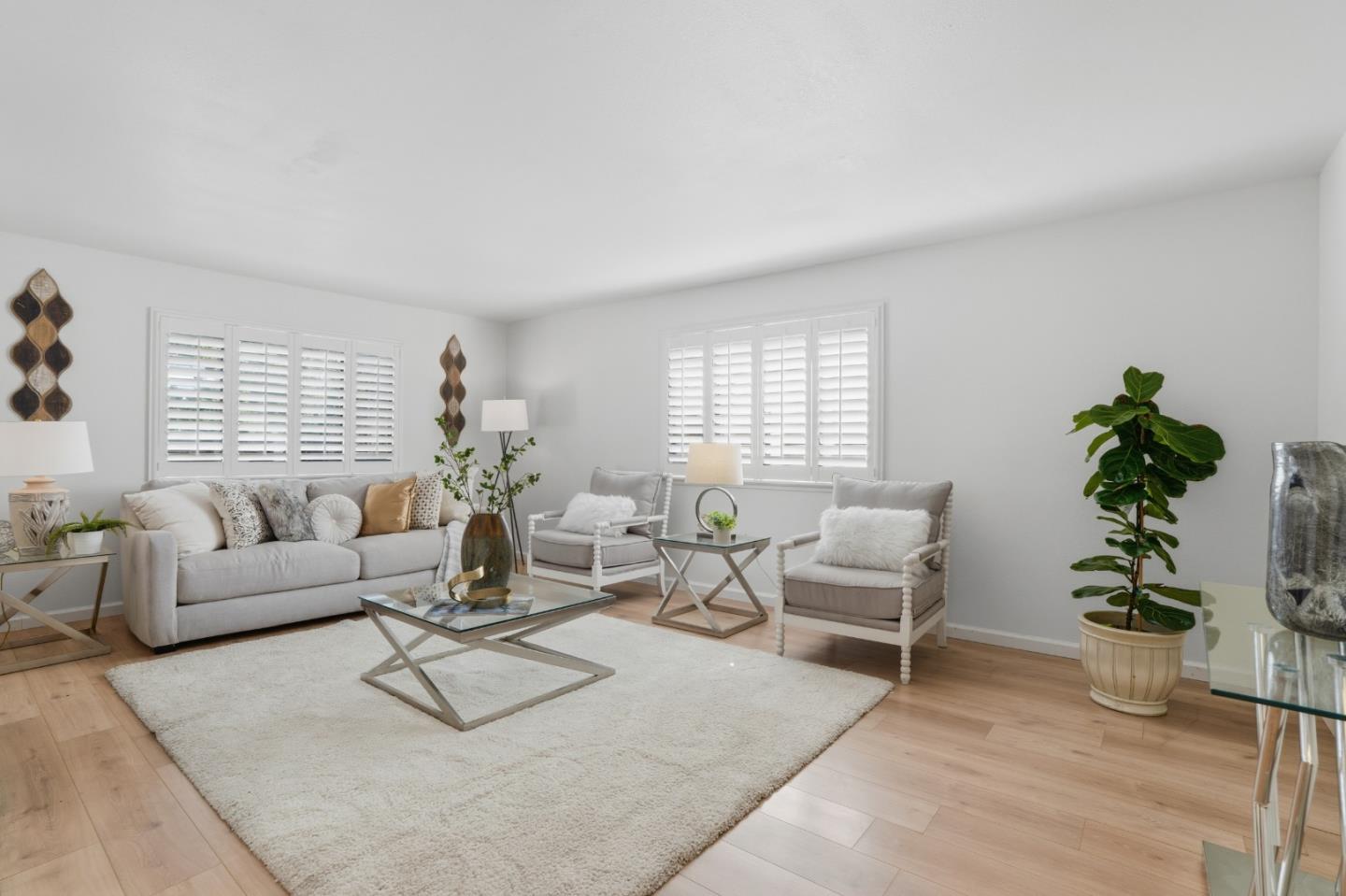 Detail Gallery Image 7 of 58 For 828 Weeks St, East Palo Alto,  CA 94303 - 3 Beds | 2 Baths