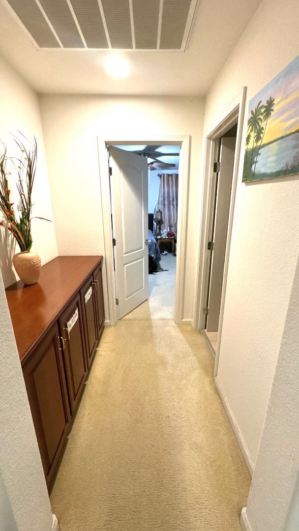 Detail Gallery Image 26 of 37 For 8649 Red Clover Way, Elk Grove,  CA 95624 - 7 Beds | 4 Baths