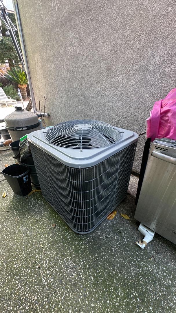 Detail Gallery Image 35 of 37 For 8649 Red Clover Way, Elk Grove,  CA 95624 - 7 Beds | 4 Baths