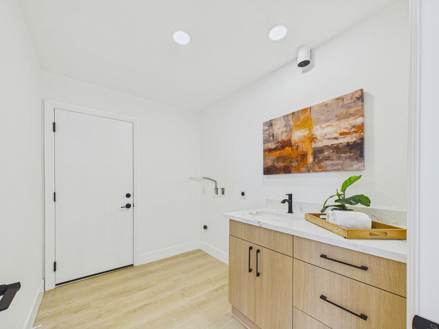 Detail Gallery Image 19 of 32 For 1825 Charmeran Ave, San Jose,  CA 95124 - 4 Beds | 4 Baths