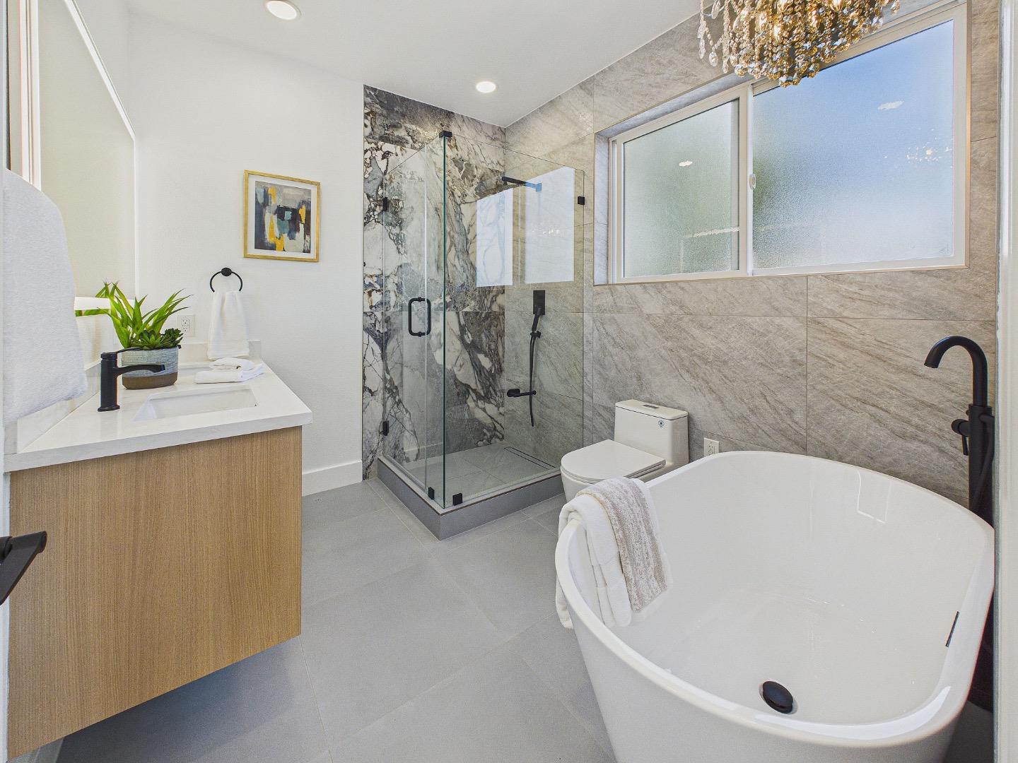 Detail Gallery Image 22 of 32 For 1825 Charmeran Ave, San Jose,  CA 95124 - 4 Beds | 4 Baths