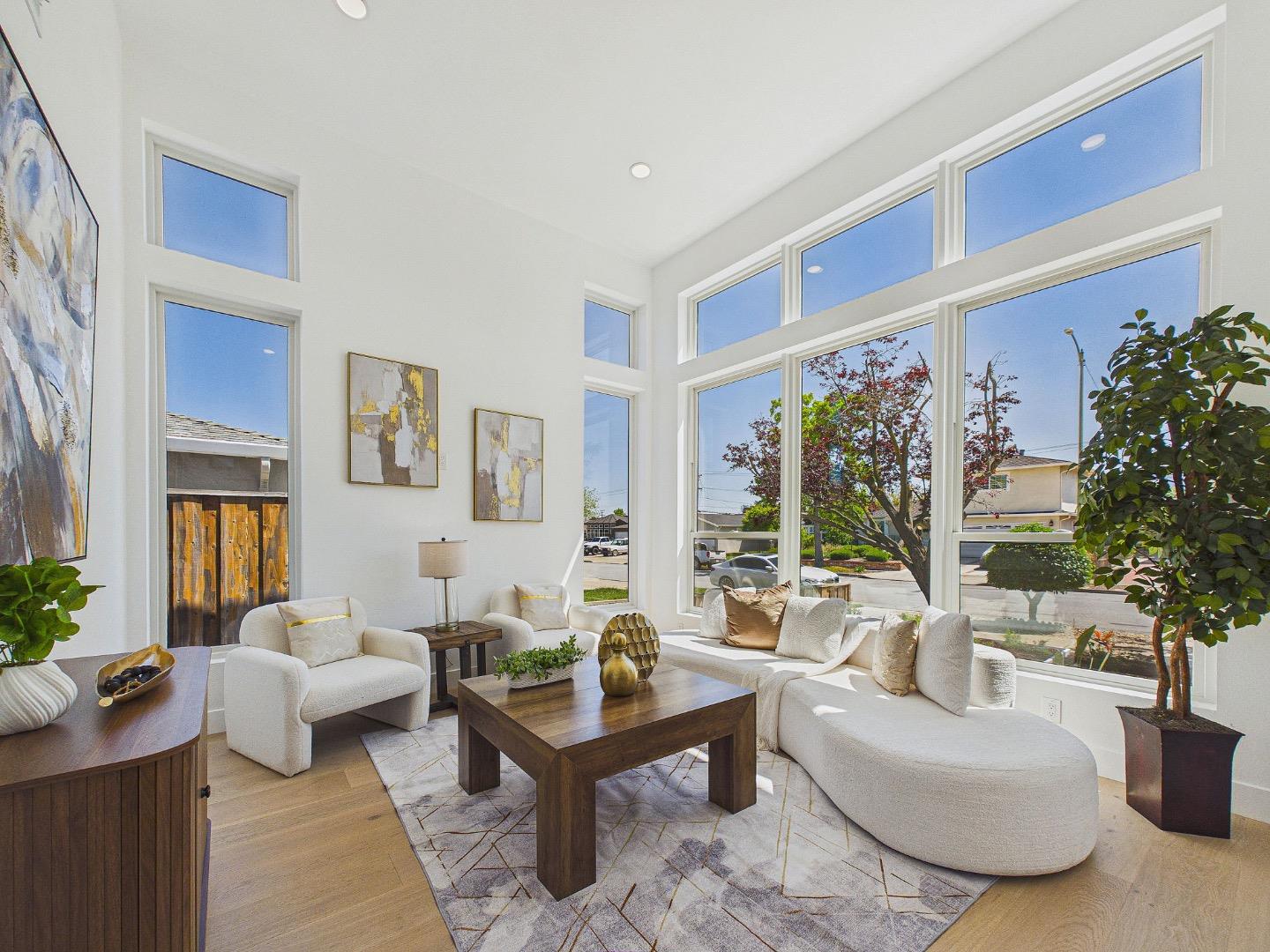 Detail Gallery Image 4 of 32 For 1825 Charmeran Ave, San Jose,  CA 95124 - 4 Beds | 4 Baths