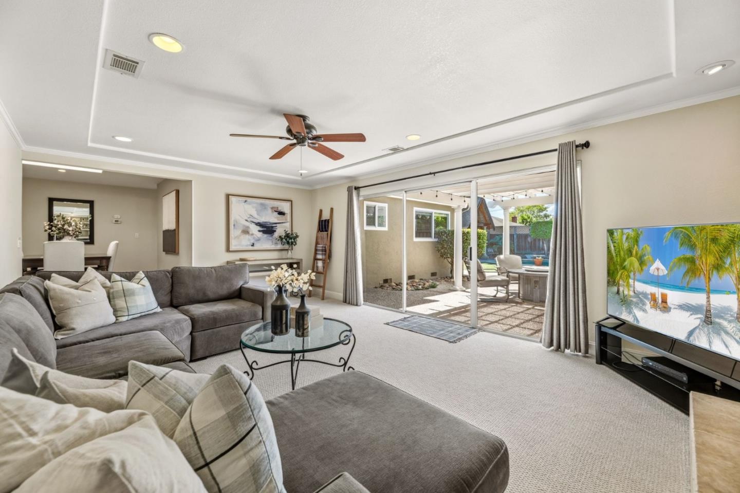 Detail Gallery Image 17 of 37 For 711 Chatsworth Pl, San Jose,  CA 95128 - 4 Beds | 2 Baths