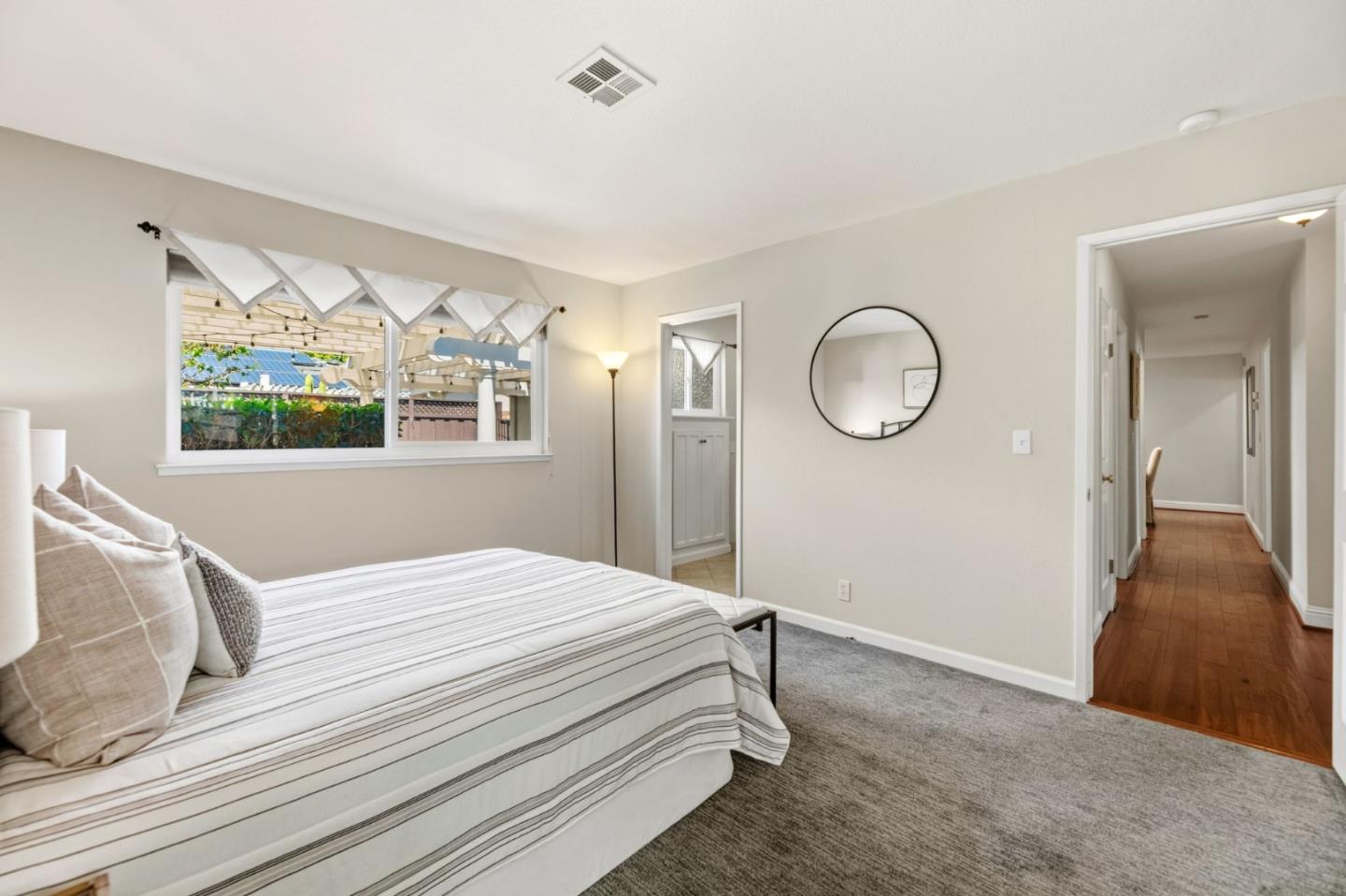 Detail Gallery Image 22 of 37 For 711 Chatsworth Pl, San Jose,  CA 95128 - 4 Beds | 2 Baths