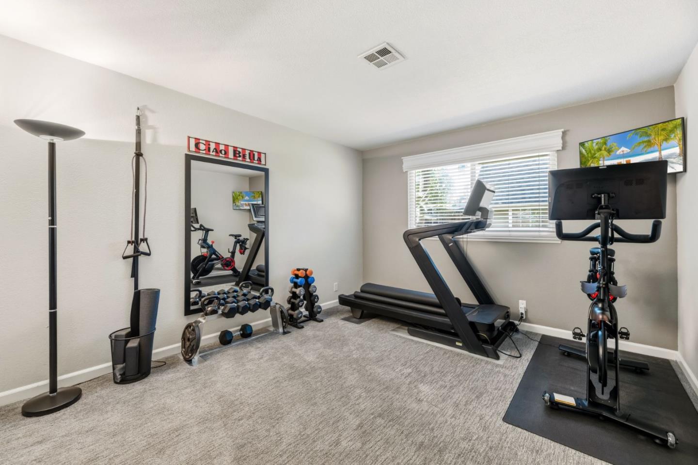 Detail Gallery Image 24 of 37 For 711 Chatsworth Pl, San Jose,  CA 95128 - 4 Beds | 2 Baths