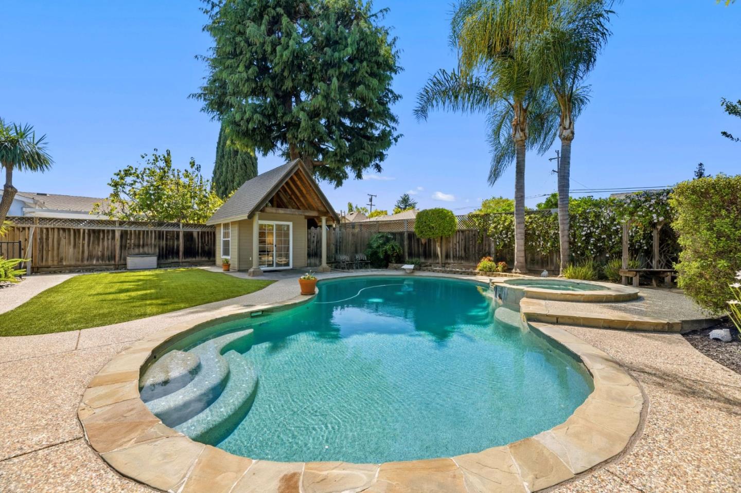 Detail Gallery Image 30 of 37 For 711 Chatsworth Pl, San Jose,  CA 95128 - 4 Beds | 2 Baths