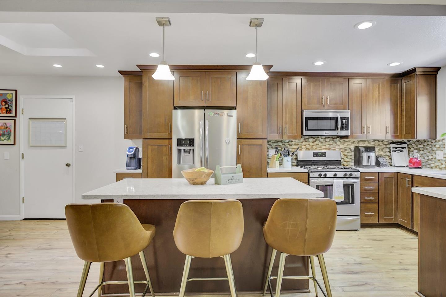 Detail Gallery Image 14 of 69 For 26 Meadow Way a,  Scotts Valley,  CA 95066 - 3 Beds | 2 Baths