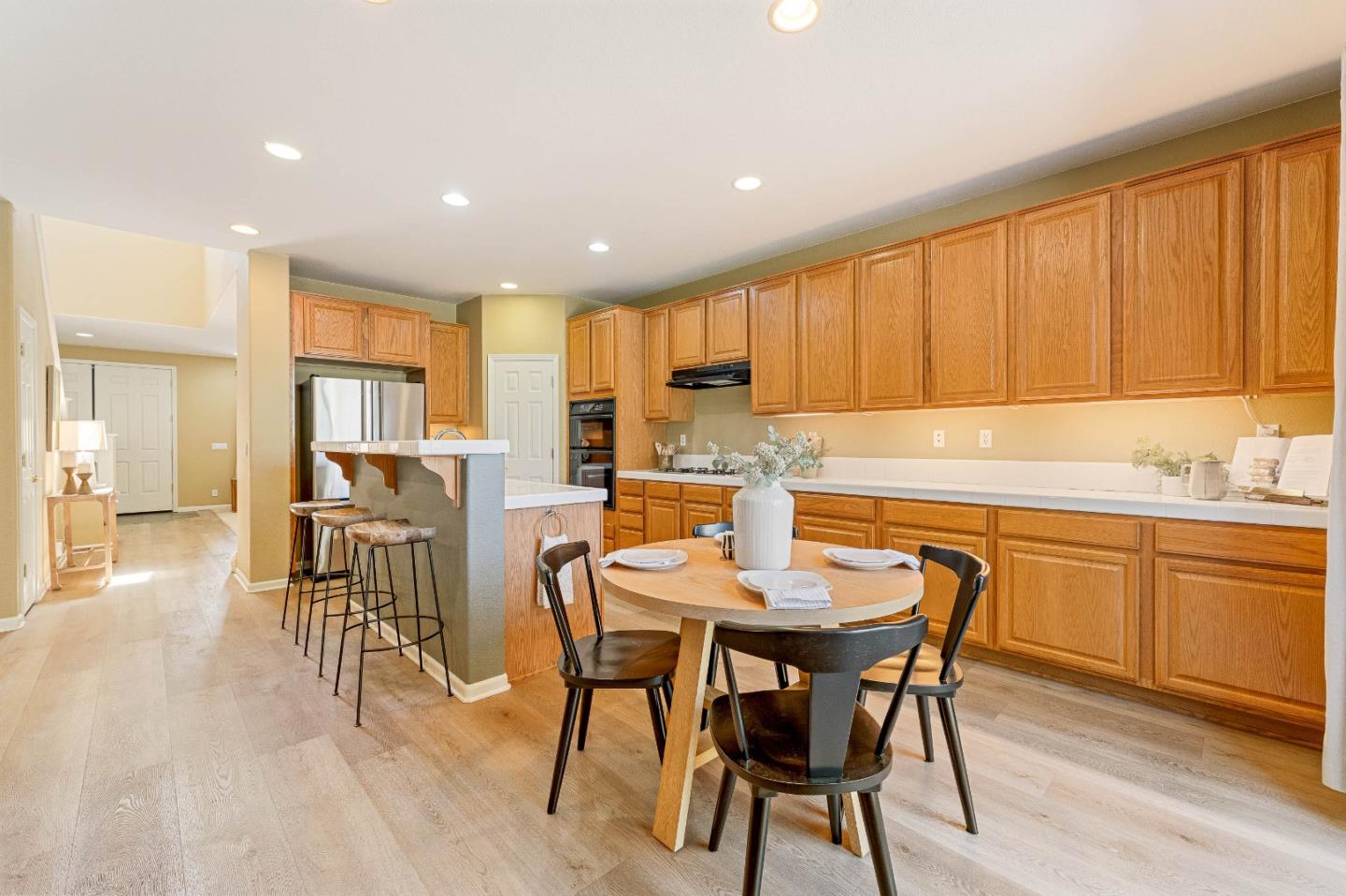 Detail Gallery Image 11 of 40 For 4460 Peninsula Point Dr, Seaside,  CA 93955 - 4 Beds | 2/1 Baths