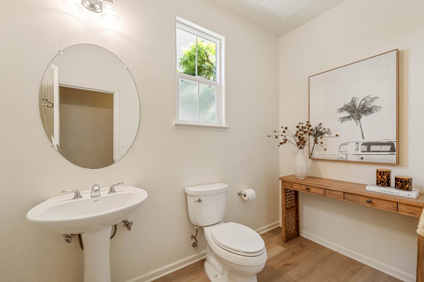 Detail Gallery Image 18 of 40 For 4460 Peninsula Point Dr, Seaside,  CA 93955 - 4 Beds | 2/1 Baths
