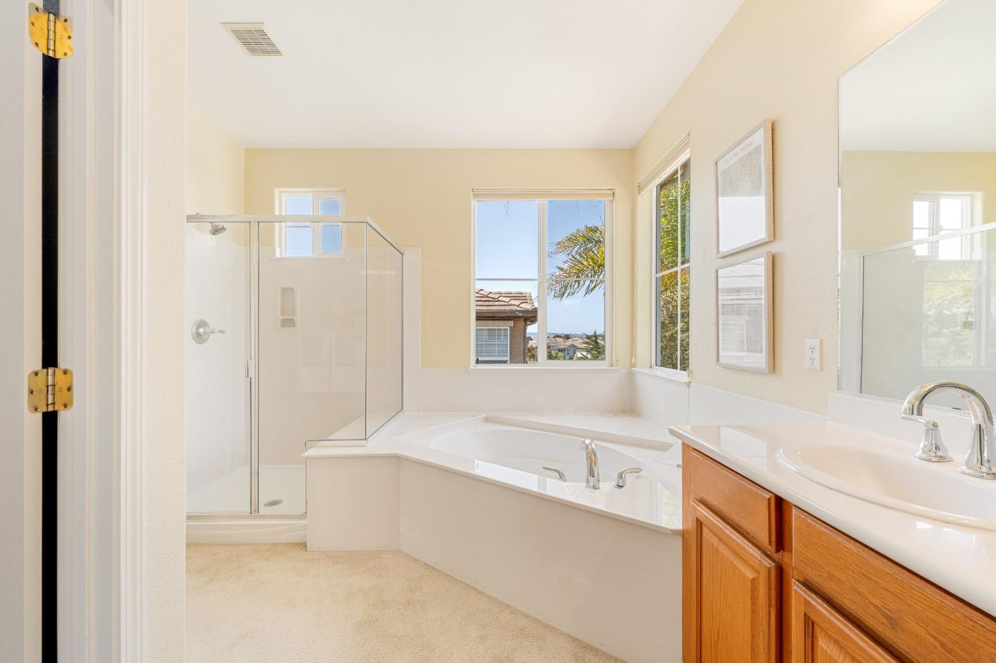 Detail Gallery Image 30 of 40 For 4460 Peninsula Point Dr, Seaside,  CA 93955 - 4 Beds | 2/1 Baths