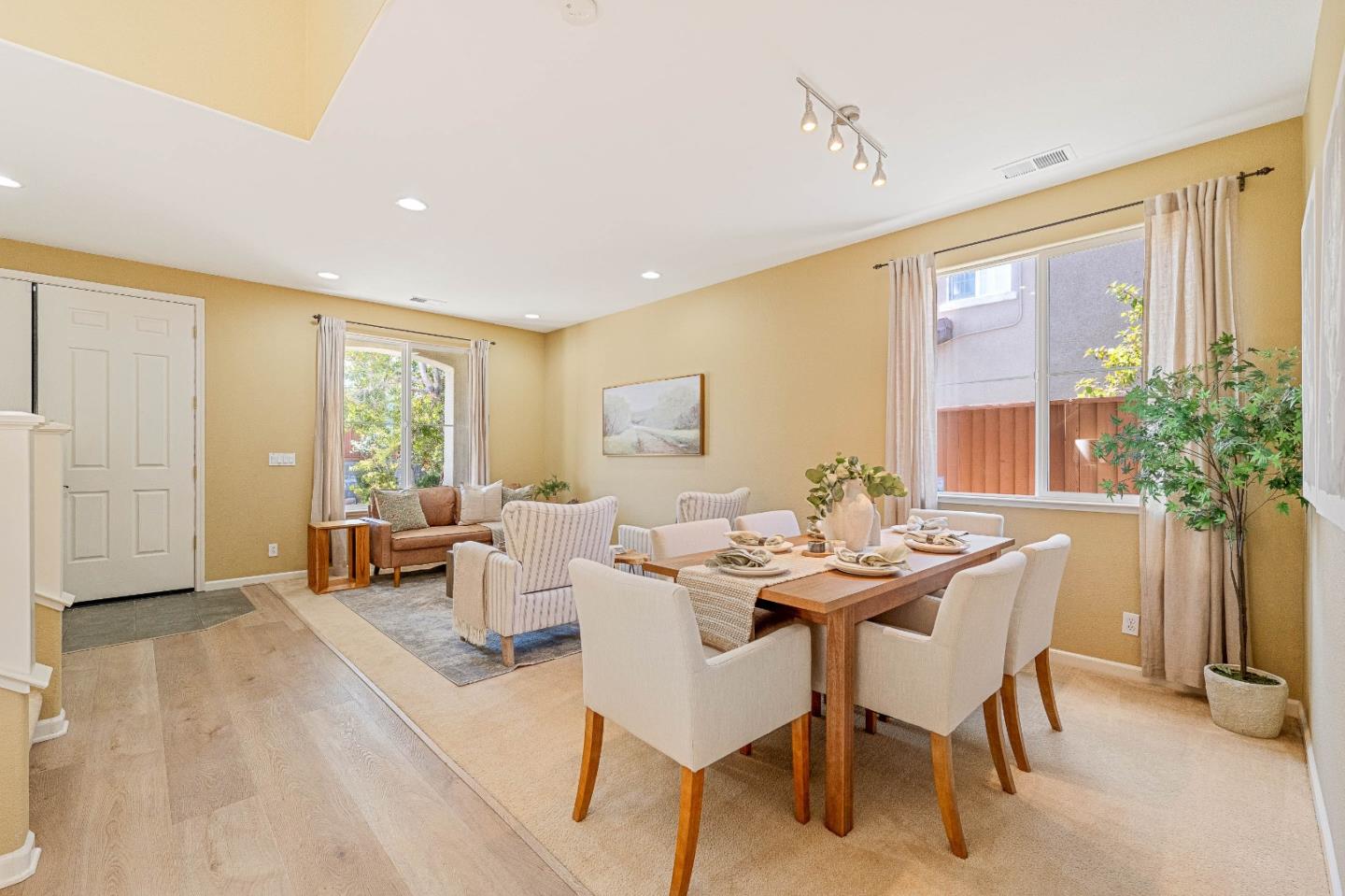 Detail Gallery Image 8 of 40 For 4460 Peninsula Point Dr, Seaside,  CA 93955 - 4 Beds | 2/1 Baths