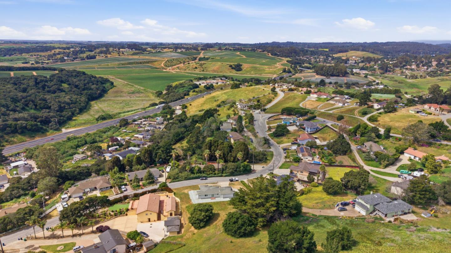 Detail Gallery Image 18 of 35 For 10867 Assisi Way, Salinas,  CA 93907 - 2 Beds | 2 Baths