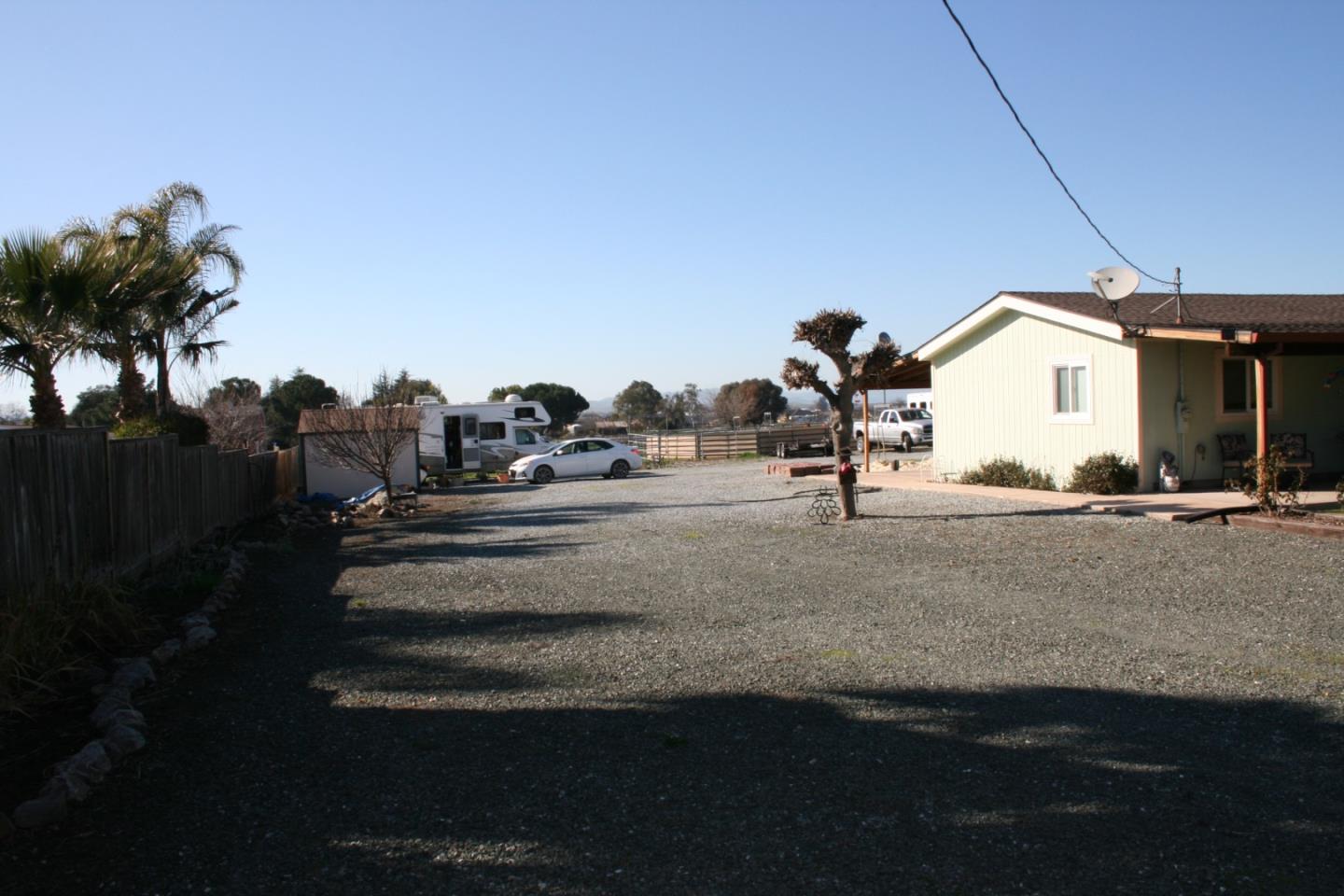 Detail Gallery Image 22 of 39 For 1738 H Santa Ana #H,  Hollister,  CA 95023 - 3 Beds | 2 Baths