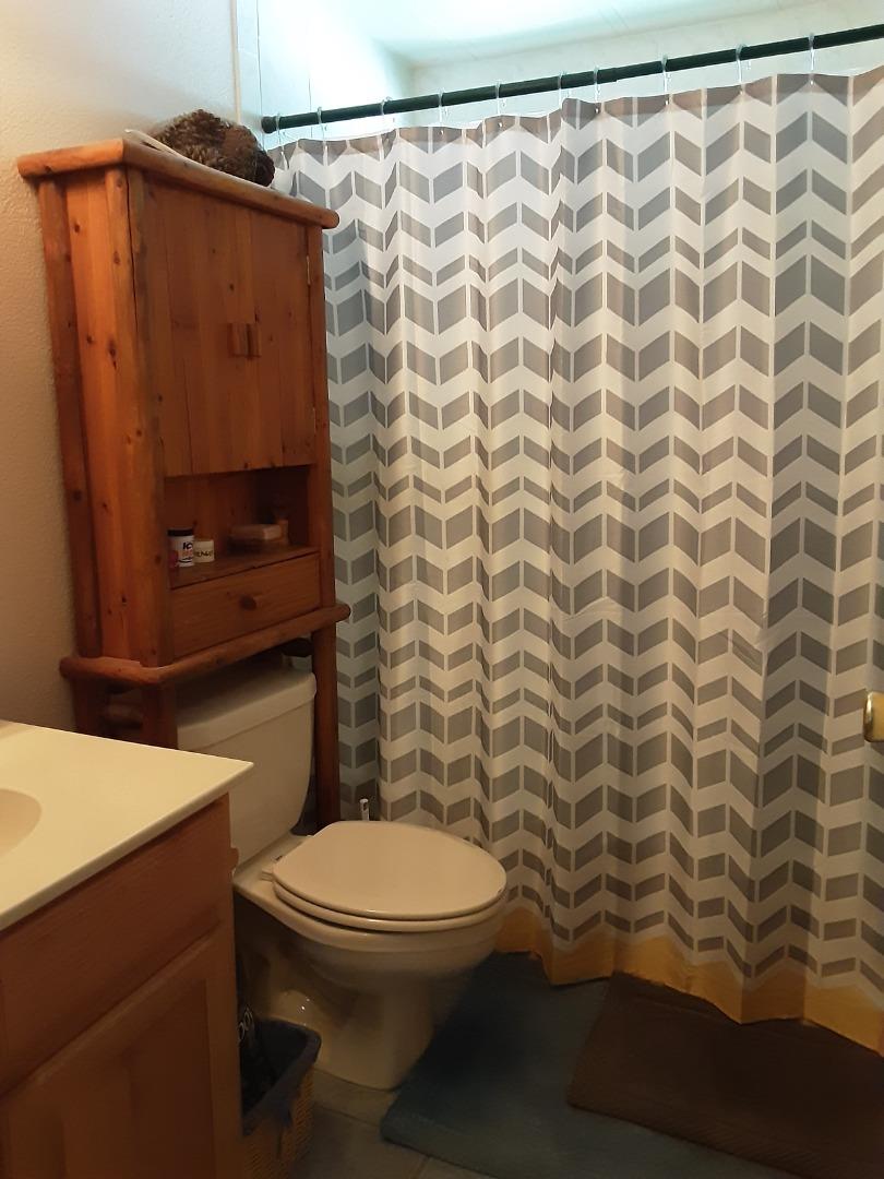 Detail Gallery Image 36 of 39 For 1738 H Santa Ana #H,  Hollister,  CA 95023 - 3 Beds | 2 Baths