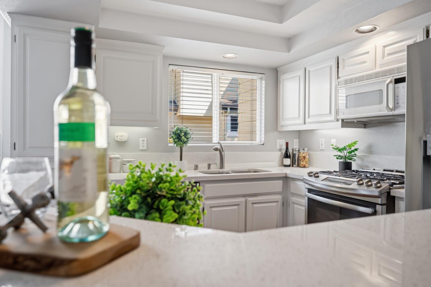 Detail Gallery Image 18 of 37 For 71 Patrick Way, Half Moon Bay,  CA 94019 - 2 Beds | 2/1 Baths