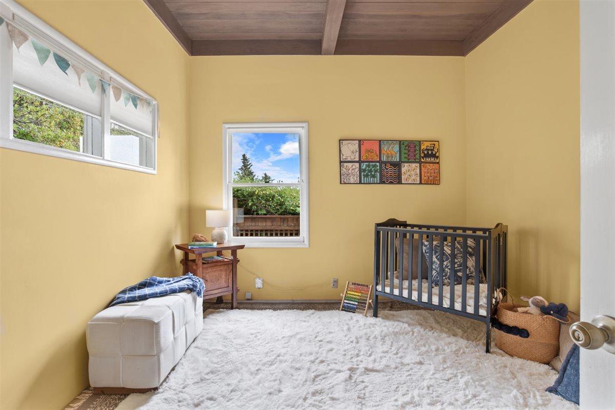 Detail Gallery Image 14 of 29 For 649 High St, Santa Cruz,  CA 95060 - 3 Beds | 2 Baths