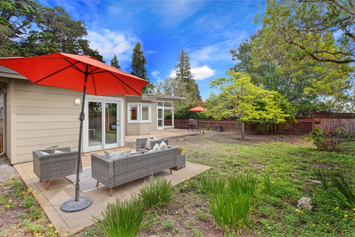 Detail Gallery Image 25 of 29 For 649 High St, Santa Cruz,  CA 95060 - 3 Beds | 2 Baths