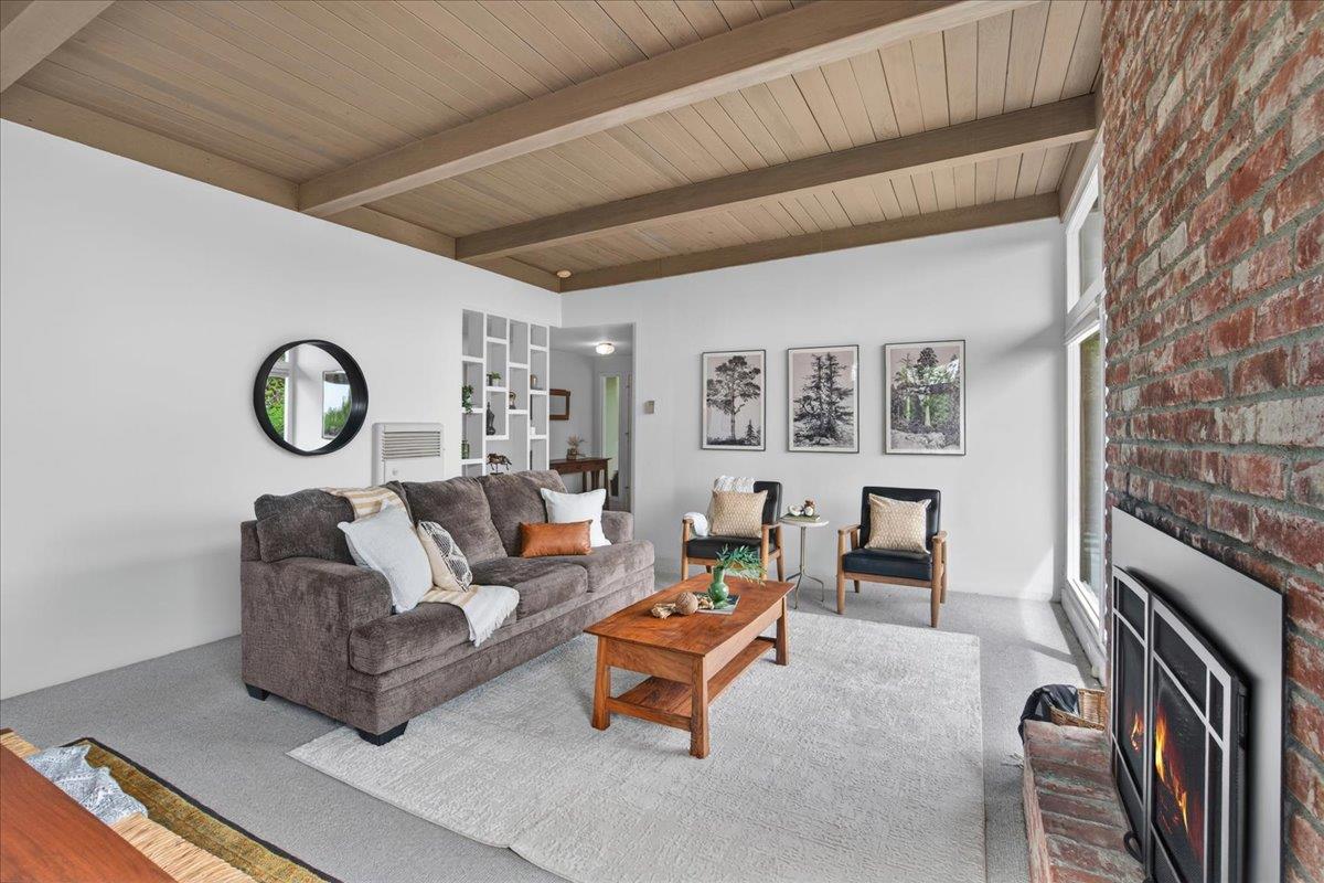 Detail Gallery Image 5 of 29 For 649 High St, Santa Cruz,  CA 95060 - 3 Beds | 2 Baths