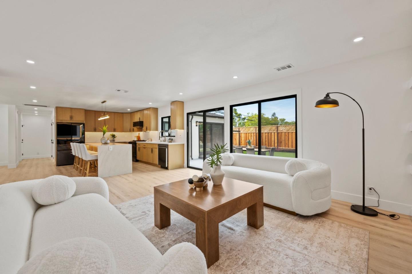 Detail Gallery Image 10 of 34 For 19997 Twilight Ct, Cupertino,  CA 95014 - 4 Beds | 2 Baths