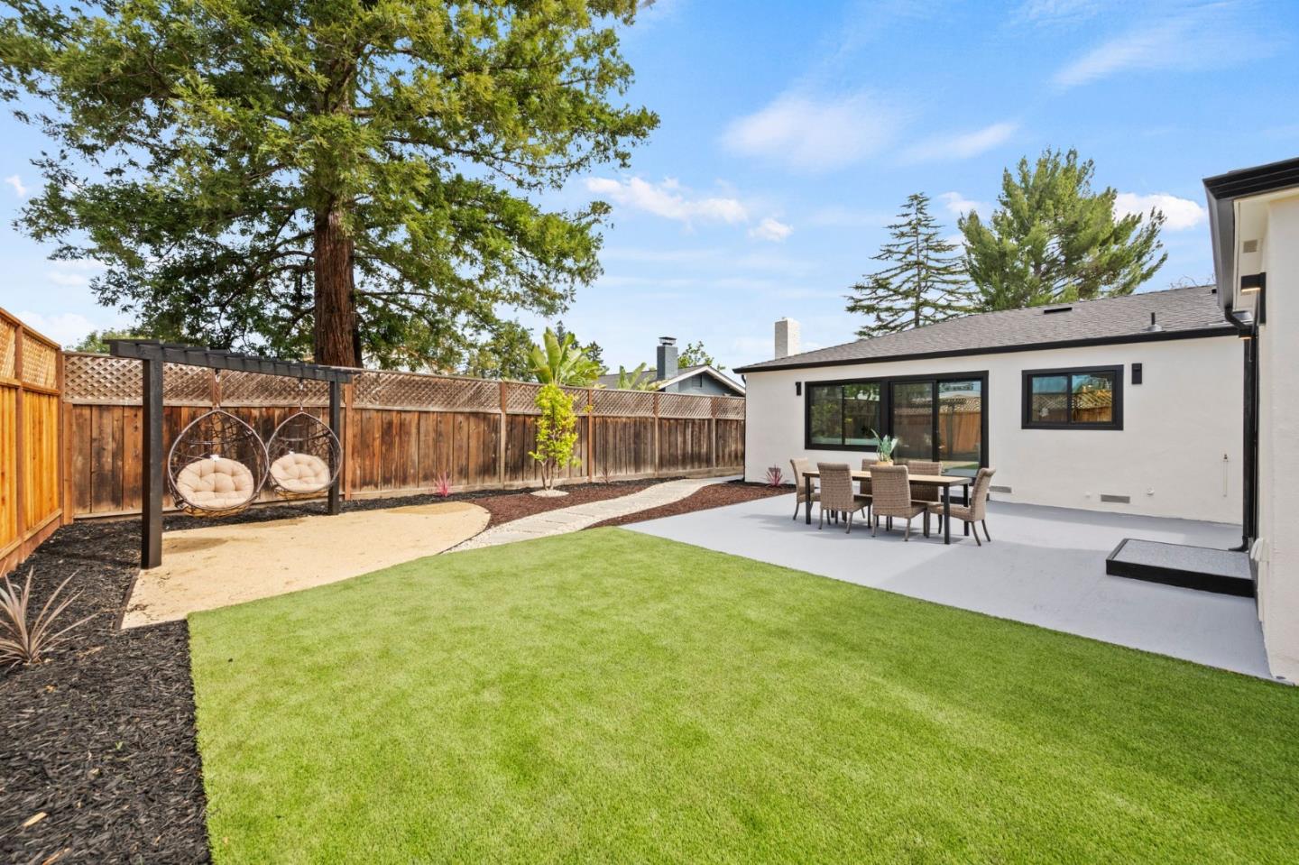 Detail Gallery Image 30 of 34 For 19997 Twilight Ct, Cupertino,  CA 95014 - 4 Beds | 2 Baths