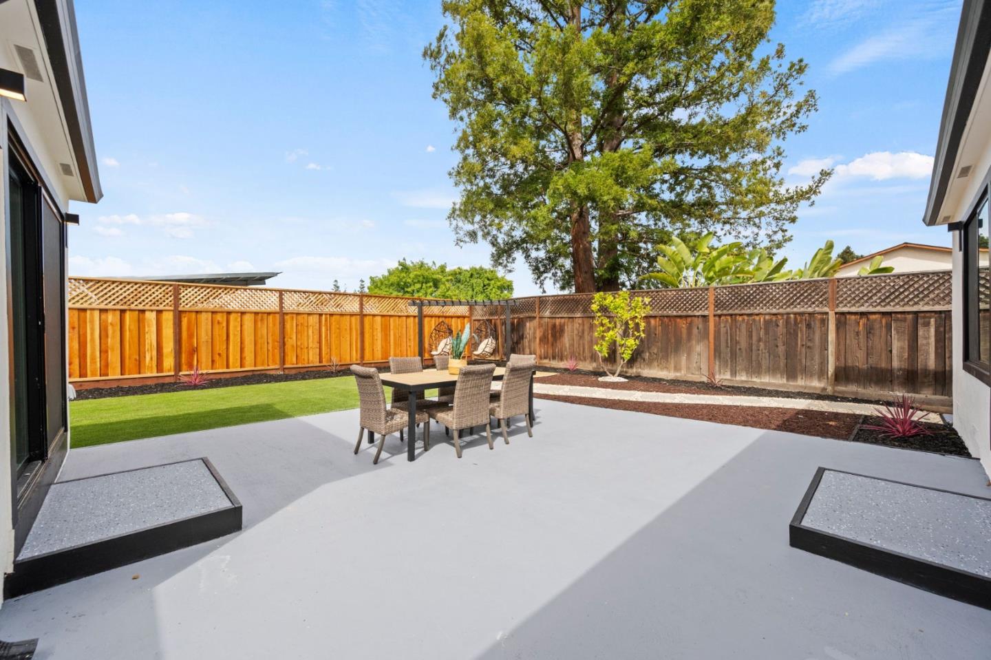 Detail Gallery Image 32 of 34 For 19997 Twilight Ct, Cupertino,  CA 95014 - 4 Beds | 2 Baths